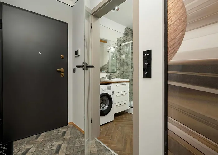 Exceptional Pet Friendly In By Renters Apartamento