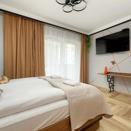 Appartement Exceptional Pet Friendly In By Renters Wrocław